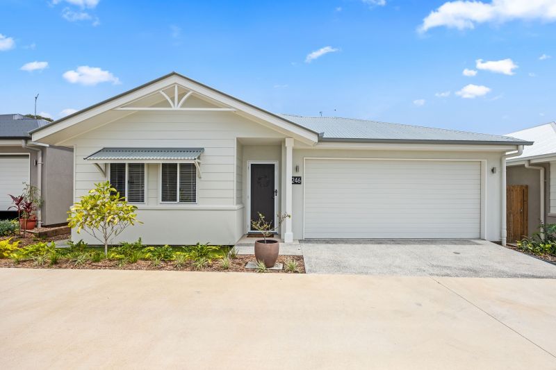 Private Oasis with Bushland Views