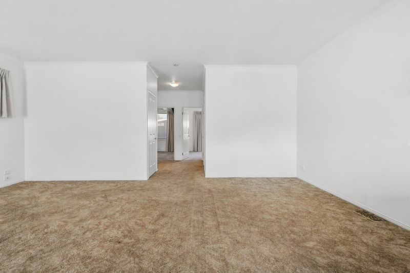 Close to Parkland and Ready to Move In