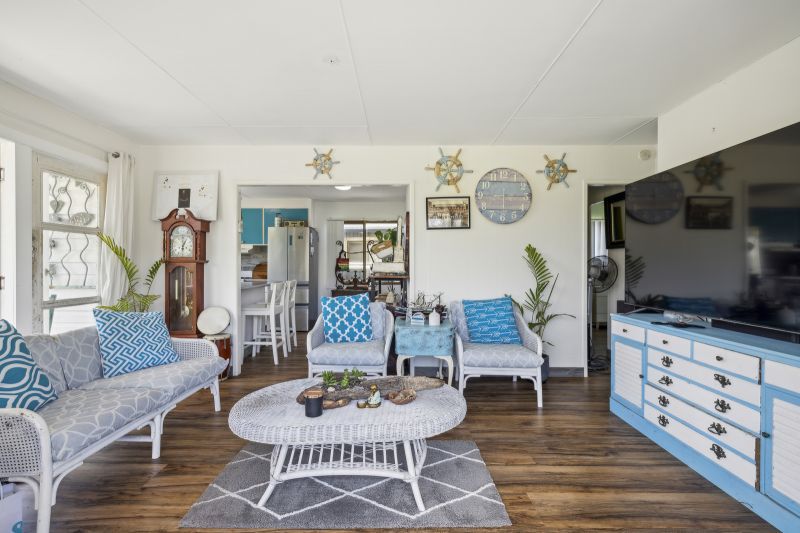 Hidden Coastal Paradise!