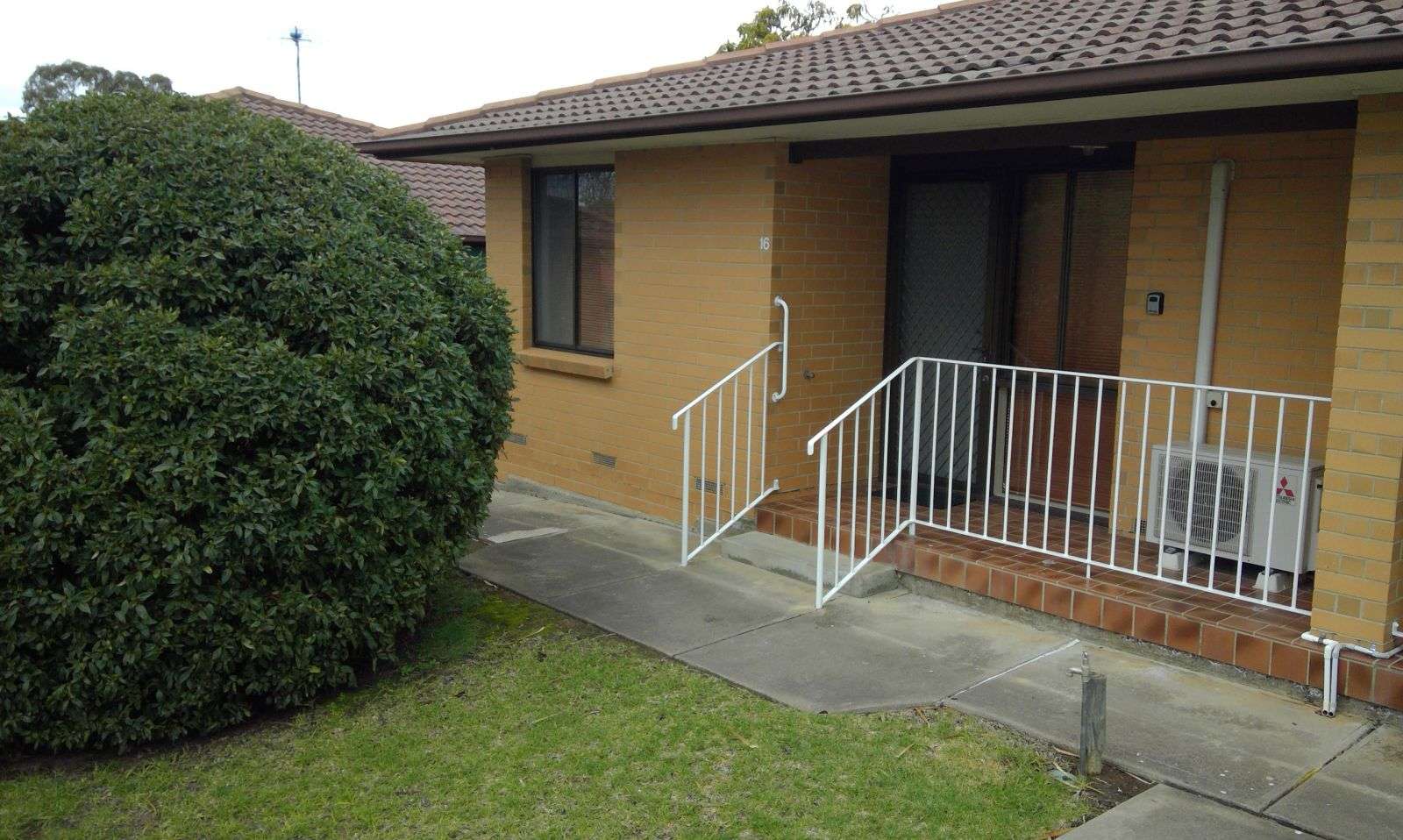 Eldercare Jubilee Cottages: low-care one bedroom unit