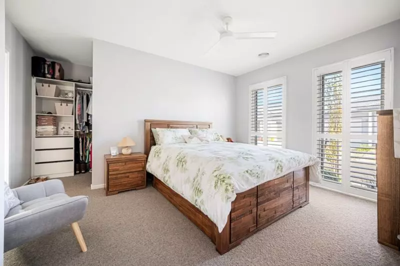 Lifestyle Communities Riverfield - This charming resale home won't last long!