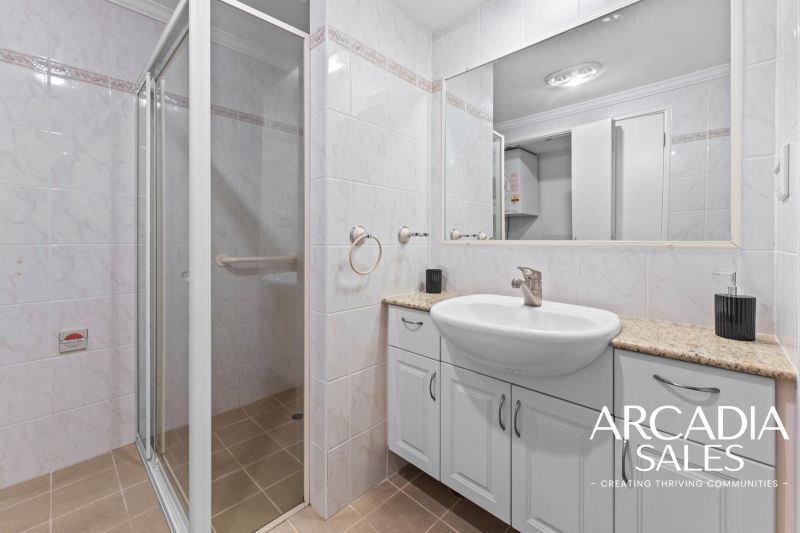 Three Bedroom Retirement Home, Don't Miss Out.....