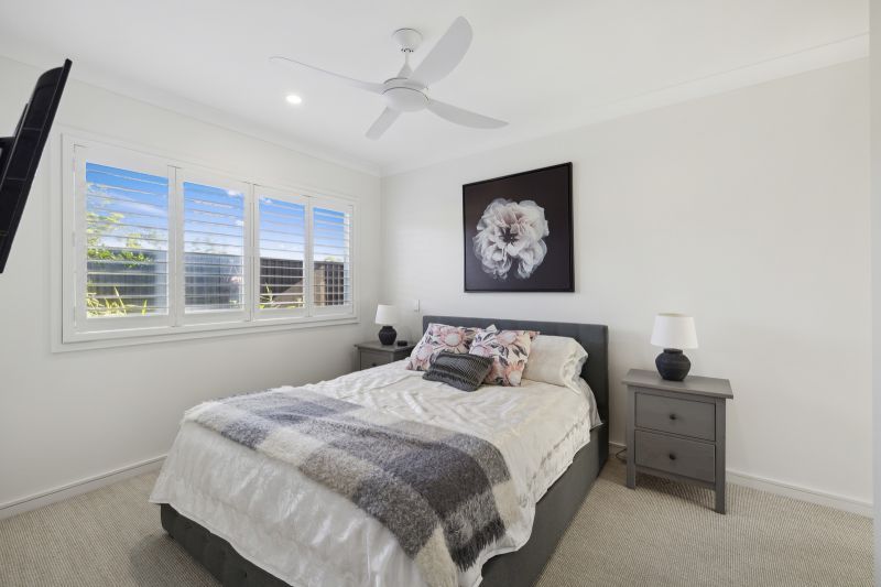 Classic Coastal Haven- 2 Bedroom + Study