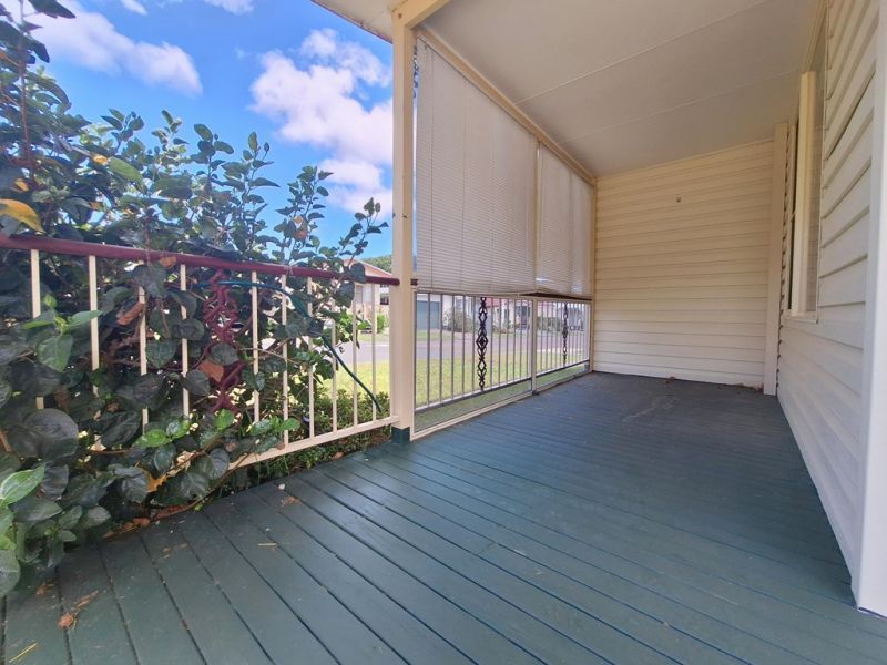 Corner Block with Room to Shine