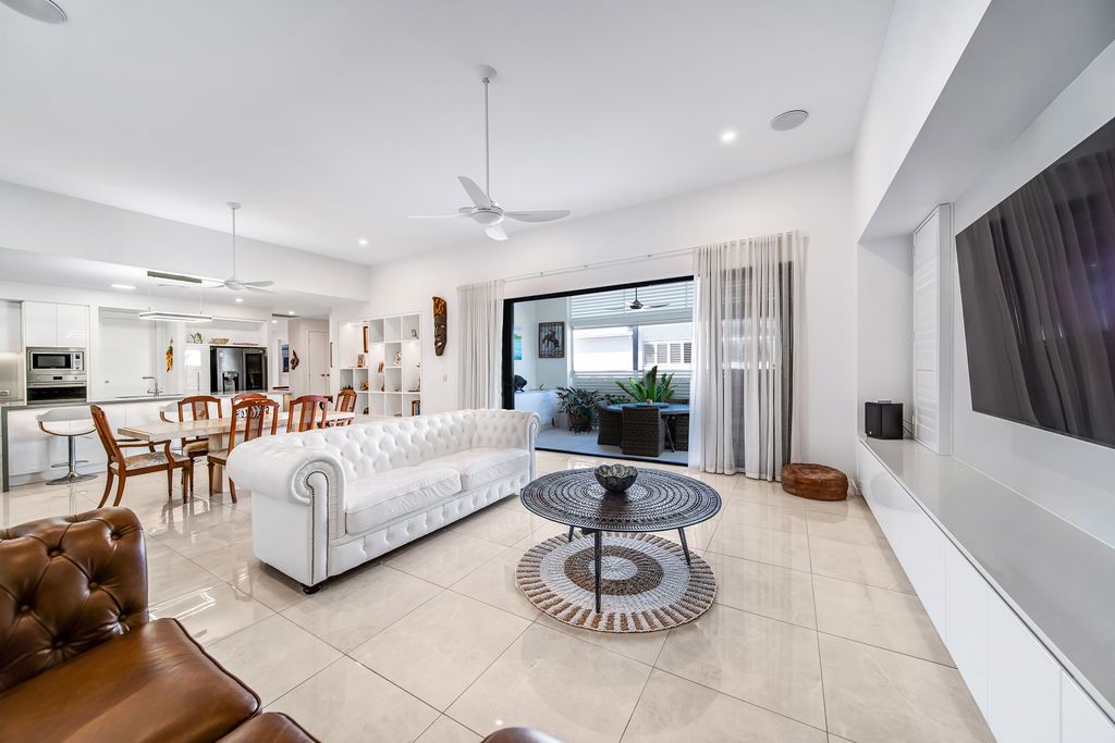 Large Villa on Corner Block with Visitor Parking !!!