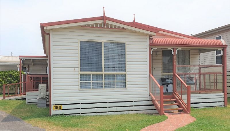 Jettys by the Lake - Site 163