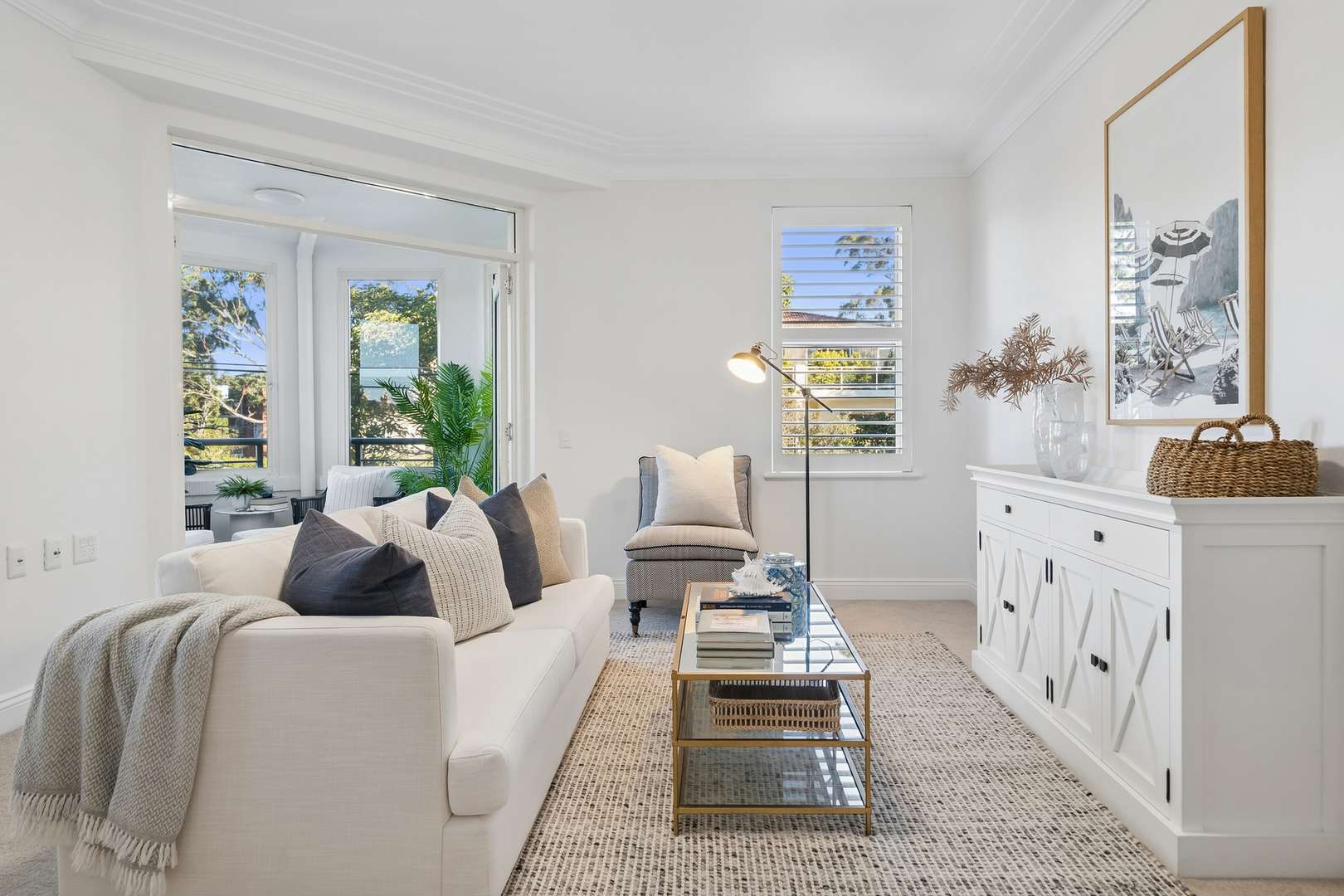 Contemporary three-bedroom apartment in a prime village setting