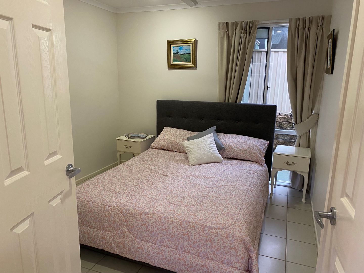 Lovely 2 bed plus study home in Palm Lake Resort Eagleby