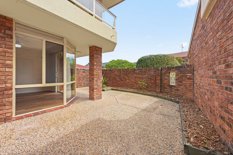 Under Offer -Ground Unit with a stunning Waterfront Location