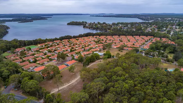 Lakeside Retirement Village