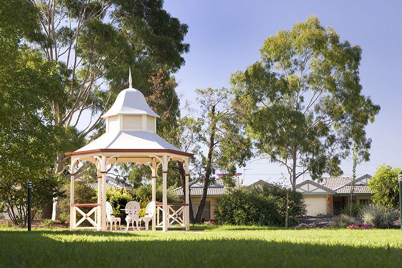 Enjoy living amongst friends in the heart of Wagga