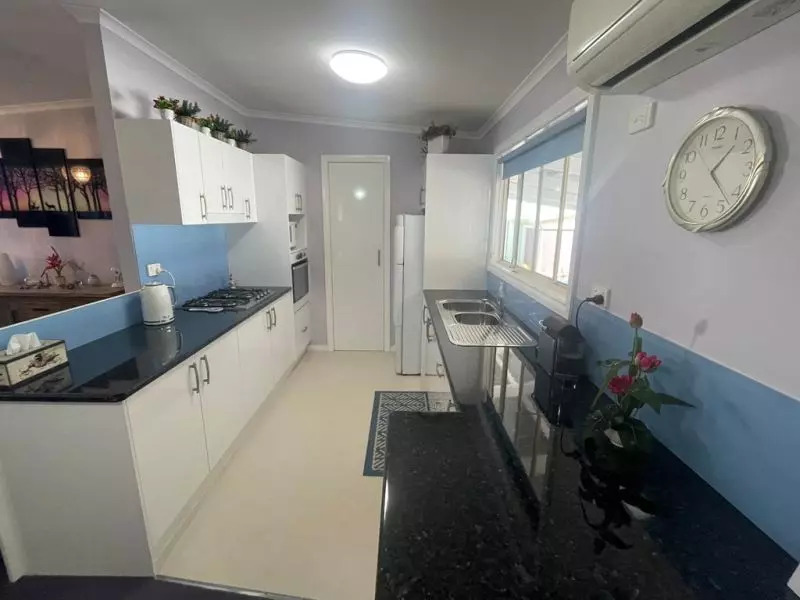 IMMACULATE CORNER BLOCK