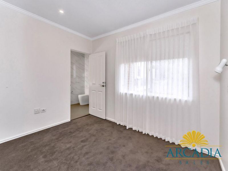 THE BEAUMONT SWANBOURNE - Top Floor 3 Bedroom North Facing Balcony