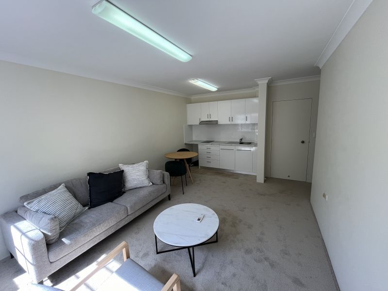 Under offer -Spacious ground floor one bedroom Serviced Apartment