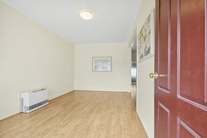 Bright Two Bedroom Home