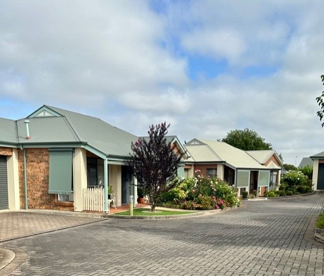 Resthaven Wynn Vale Retirement Living is ideally located just minutes from the Grove Shopping Centre and the Cobbler Creek Recreation Park