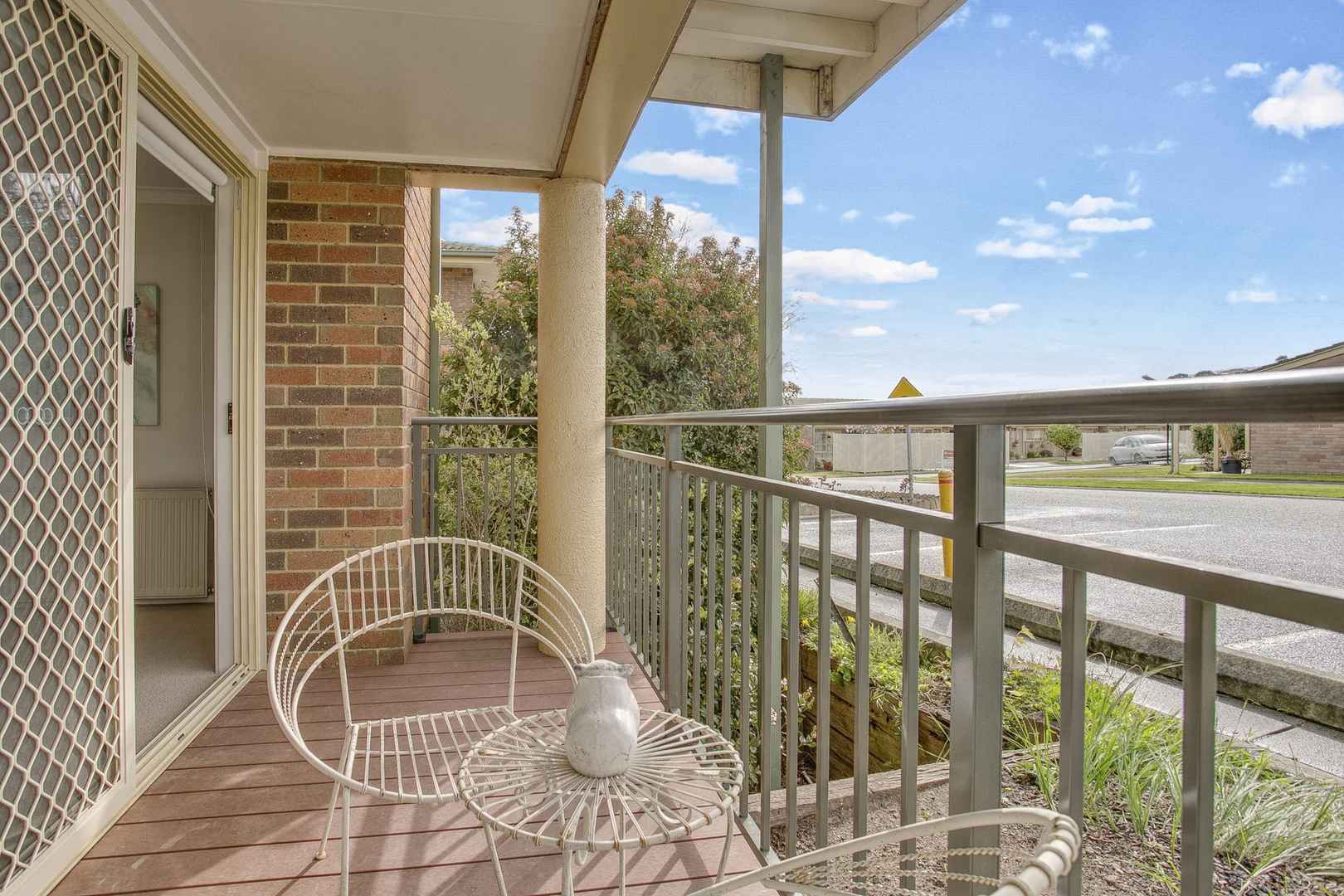 Garden-view Villa with Fresh Interiors and Village Lifestyle