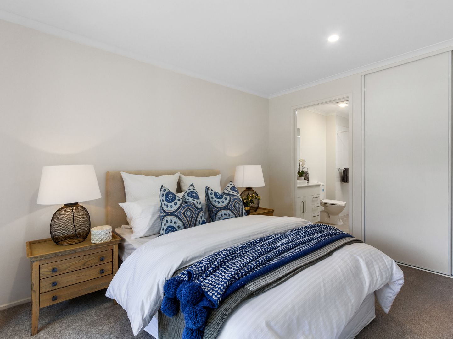 One bedroom independent living units