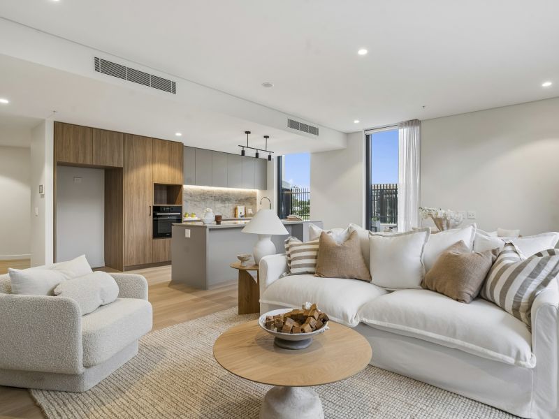 Expansive One-Bedroom Apartment with a Private Courtyard