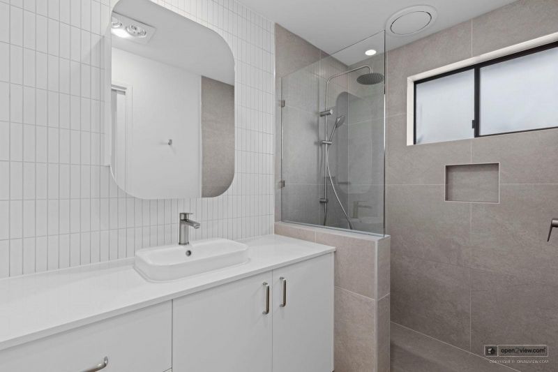 Fully Renovated Light filled 2-Bedroom Unit