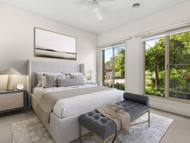 Stylish Residence Steps from the Clubhouse