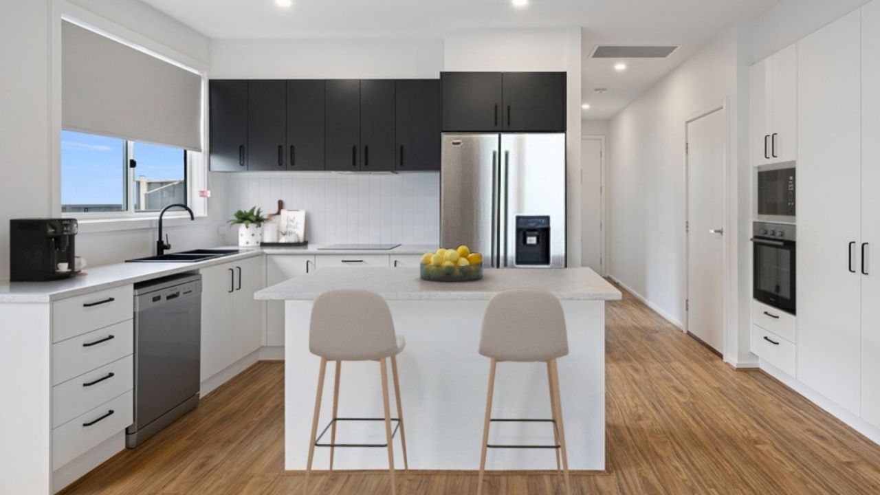 Discover the perfect combination of style and function in the Chandler - Lot 43.