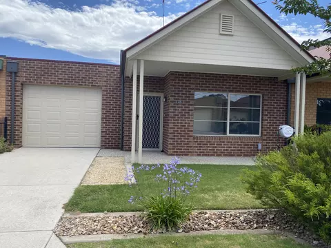 Spacious Modern 2 -Bedroom Villa in a Boutique Village