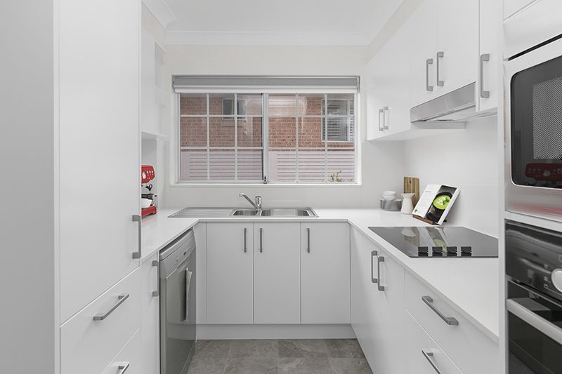 Newly renovated spacious ground floor unit in ideal location.