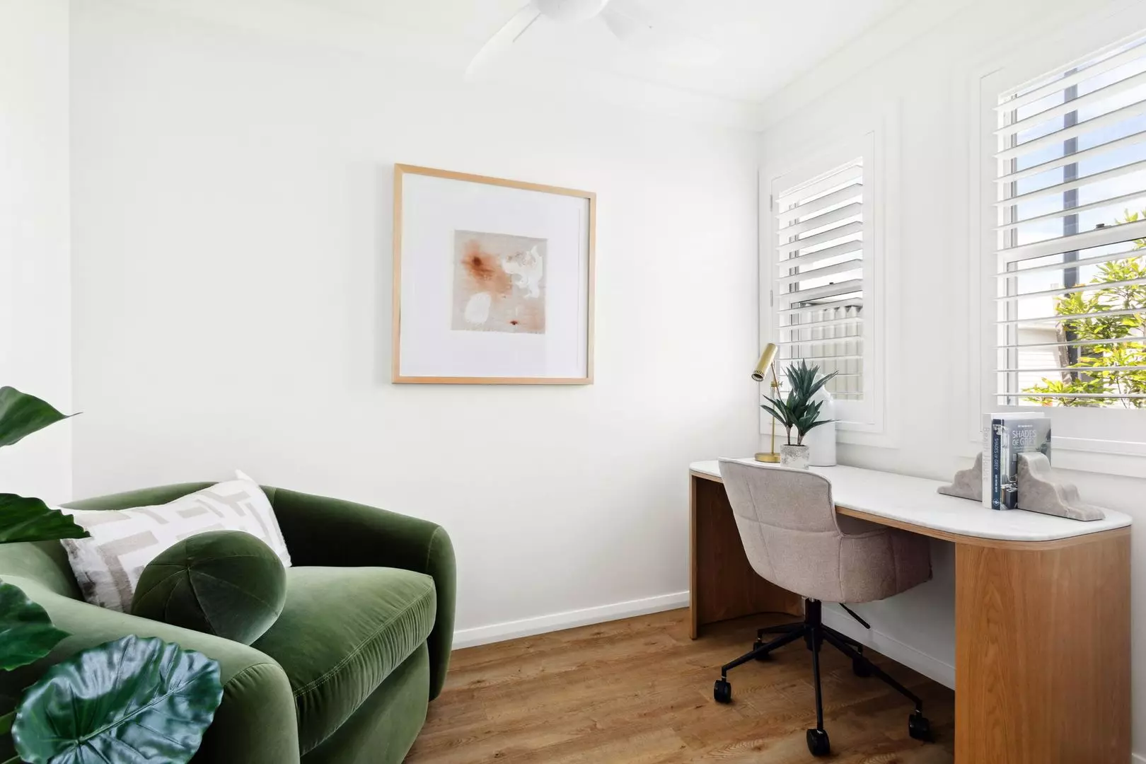 Clifton Taree - Brand new 2-beds plus study in a gated community