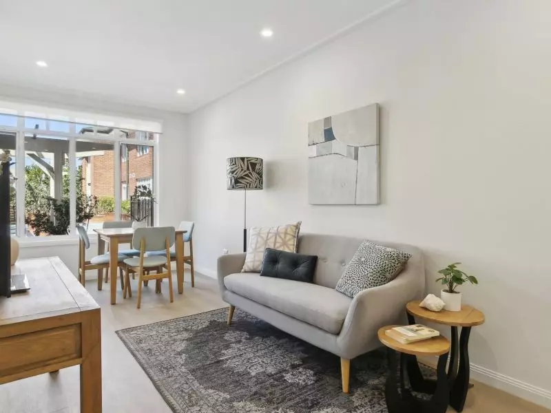 Newly Refurbished Haven with Bright Open Living