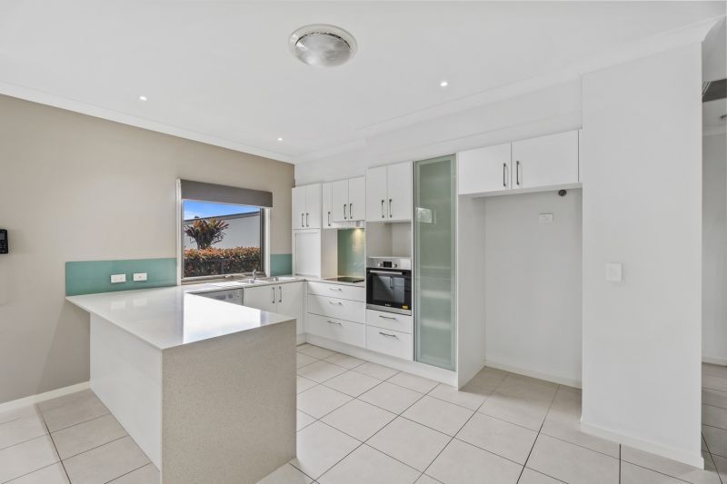 Sunlit Corner Haven - Seamless Living