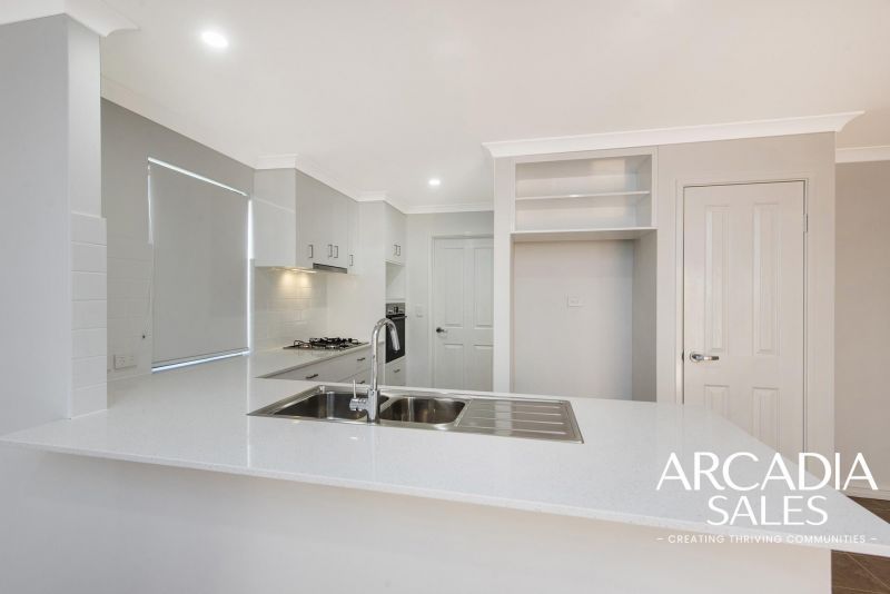 3X1 - Fully Refurbished Kitchen - Priced to Sell!!!