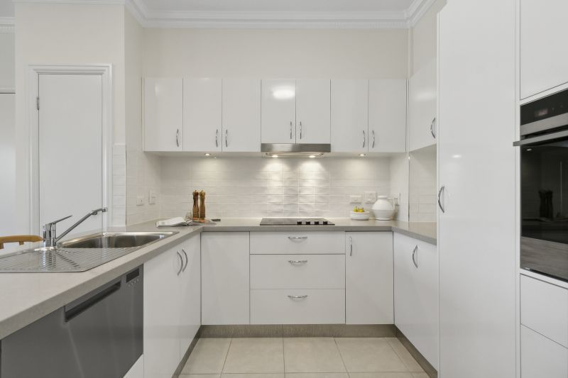 Spacious and bright two-bedroom apartment