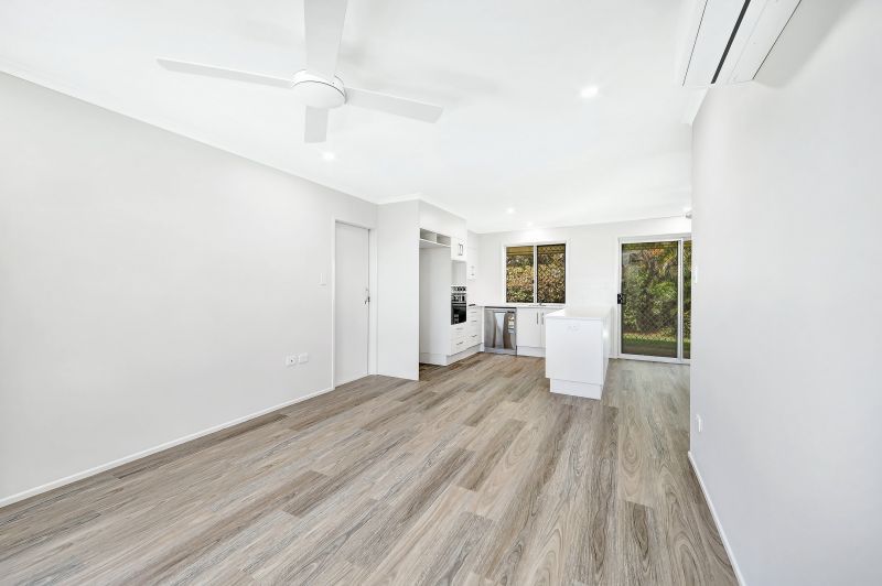 Garden views and coastal breeze!