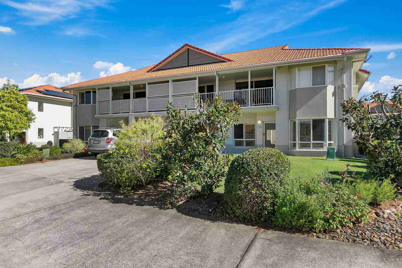 Spacious living, exceptional entertaining and an expansive lawn!