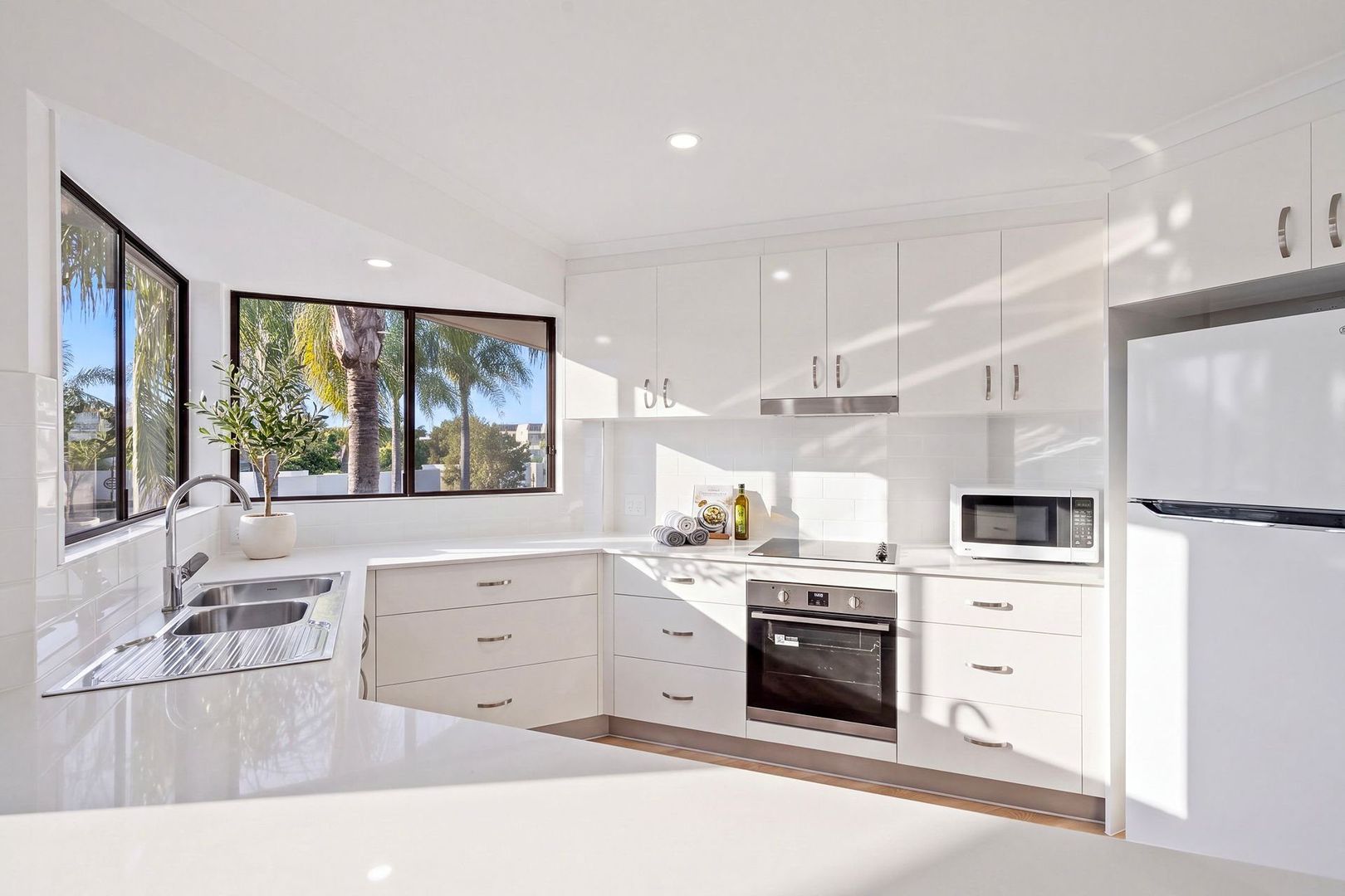 Bright and Comfortable Two-Bedroom Living – Available Now!
