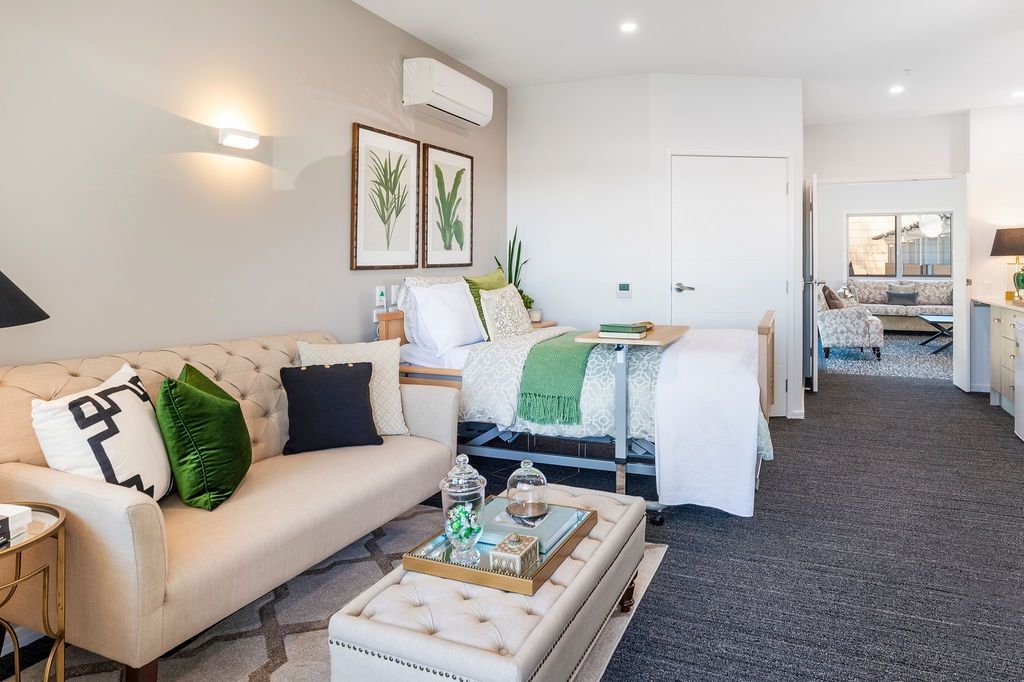 Superior Single Suite with Private Ensuite