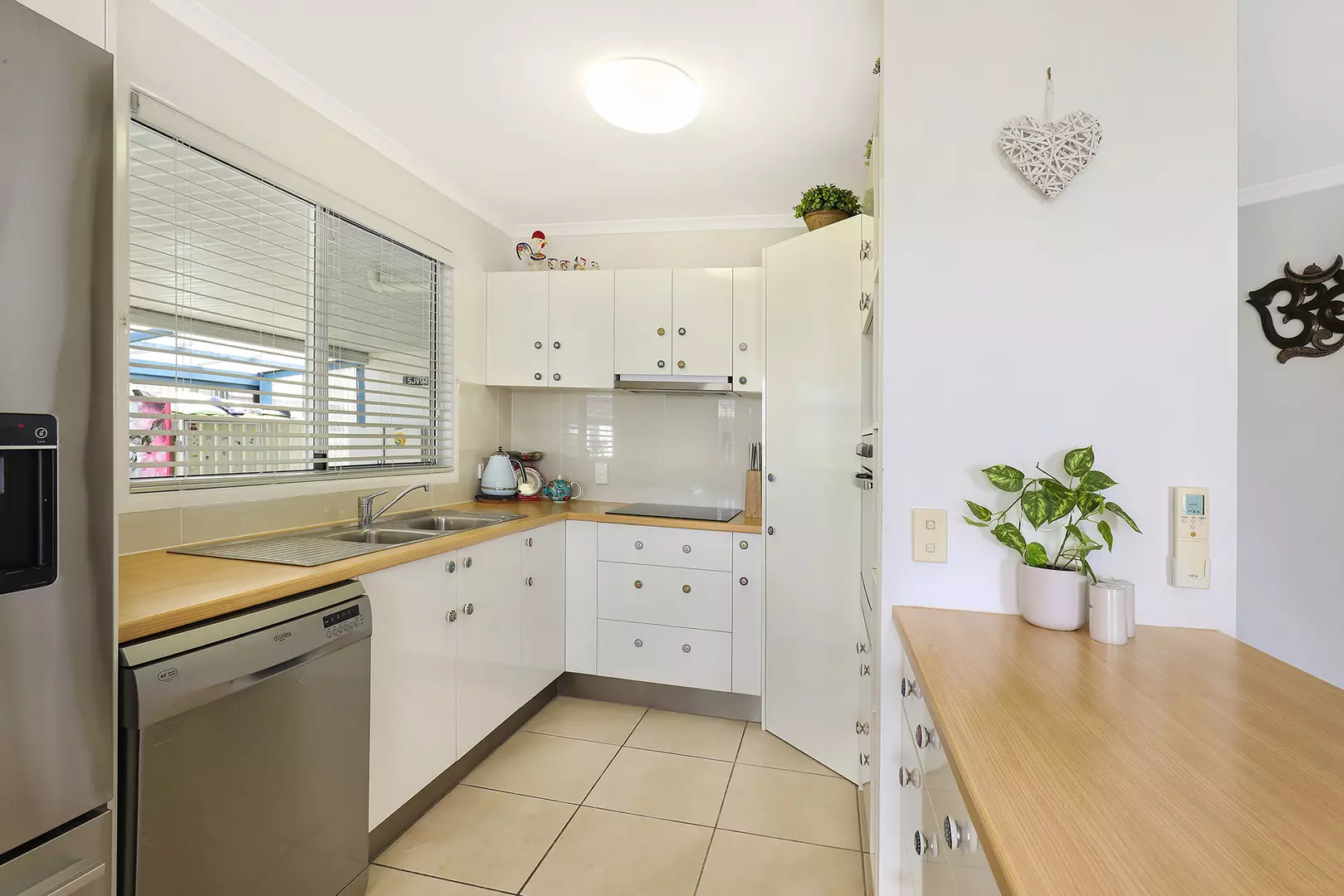 Unbeatable Value: Affordable Charm Awaits! V134 Edgewater