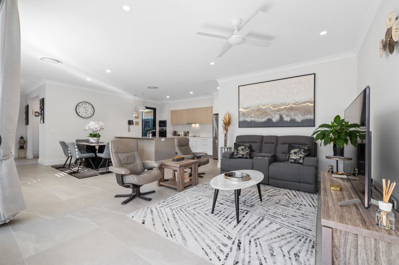 Refined Luxury, Spacious Alfresco Living!