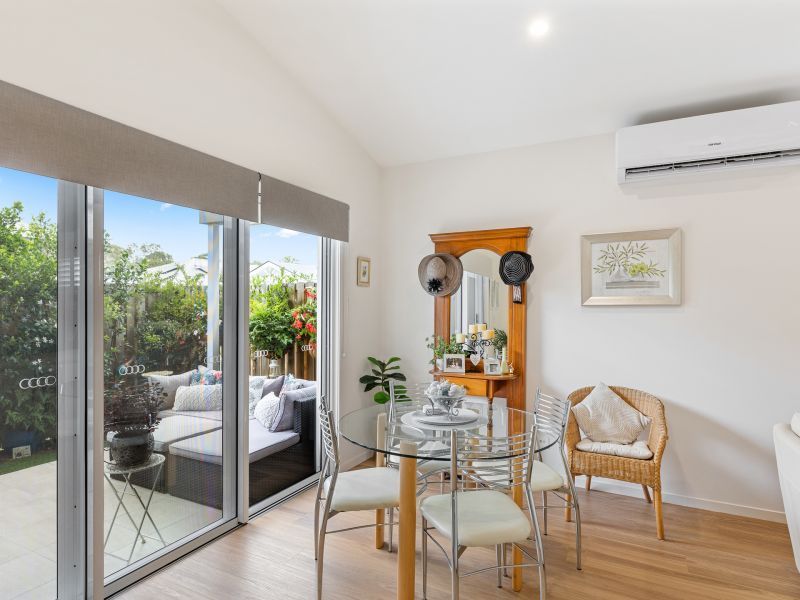 Great Corner Block Location!