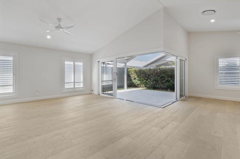 Spacious Retreat with Bushland Views