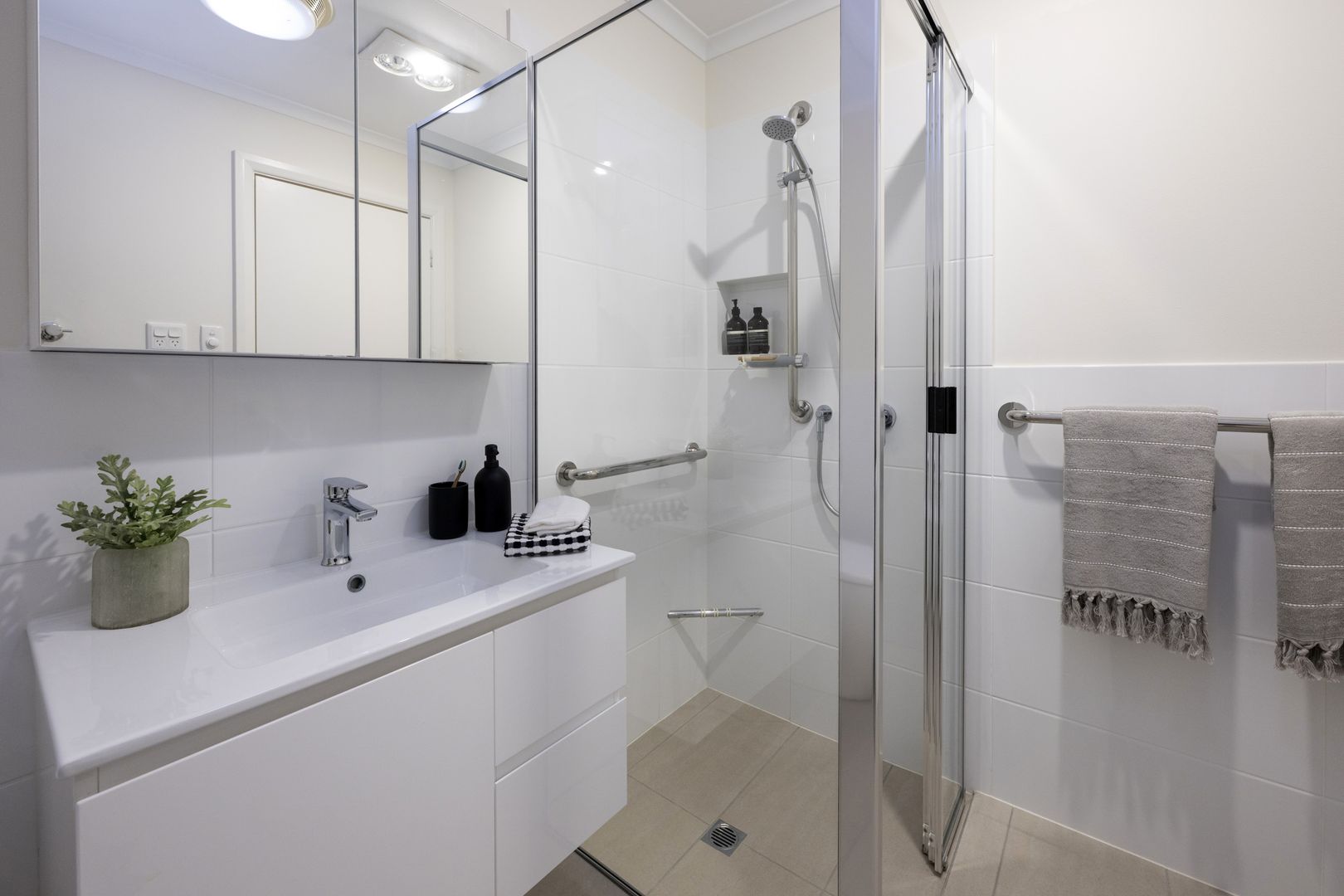 Eldercare The Braes: refurbished one-bedroom apartment