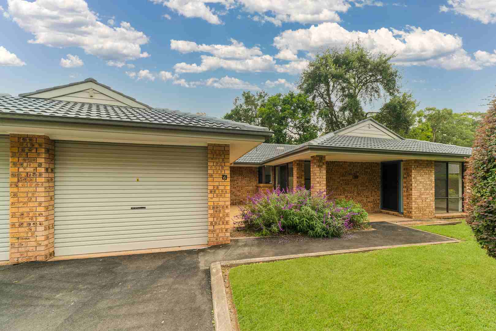 Tranquil Retreat with Modern Comforts