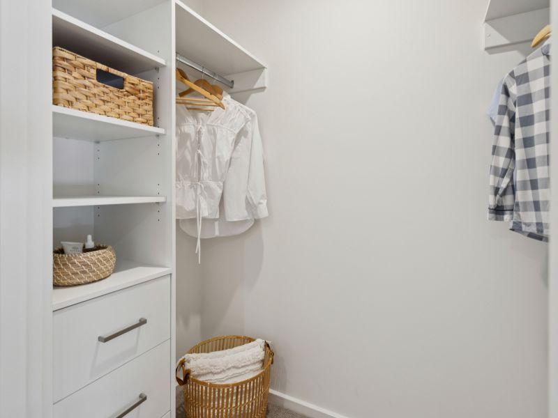 AVAILABLE NOW - Newly renovated 2br unit in peaceful position