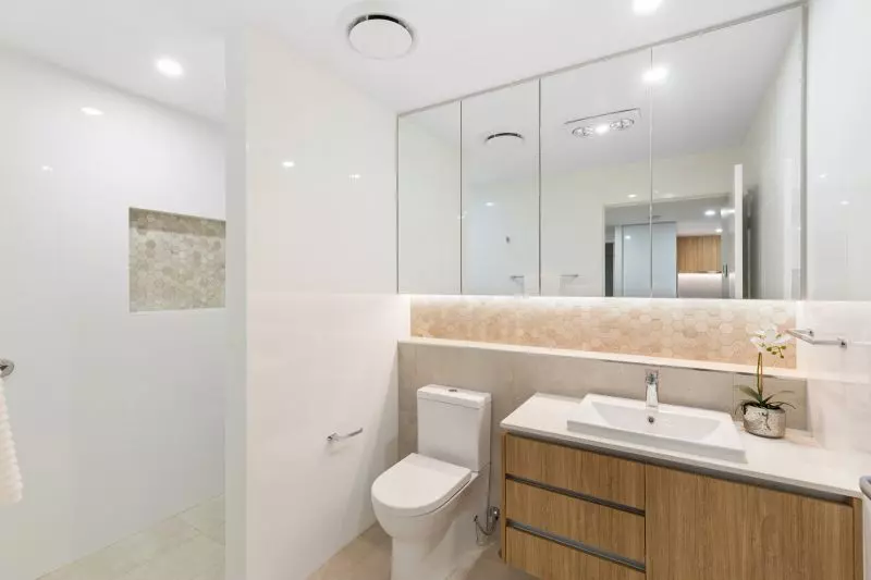 Light, bright and spacious two-bedroom apartment