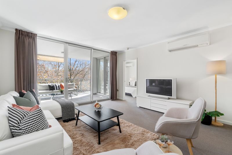 Contemporary Luxury Lifestyle!