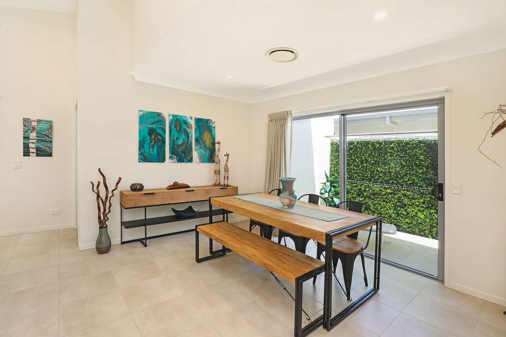 Elevate Your Lifestyle at Halcyon Lakeside – Where Comfort Meets Convenience - Villa 192