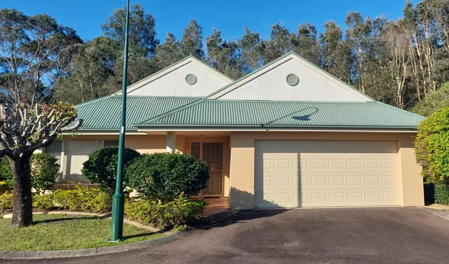 Spacious 2 Bedroom + Study Home - Sirocco II - Home 43 Sirocco II