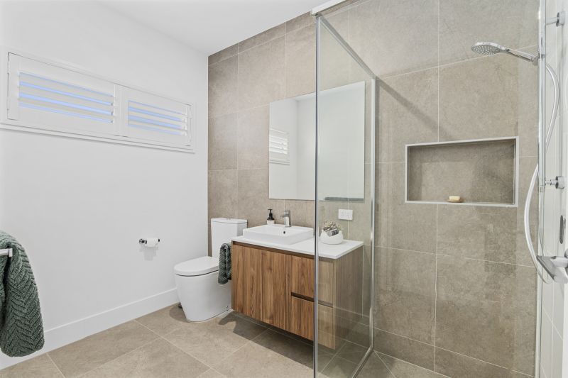 Site 176 - Established Kalbar