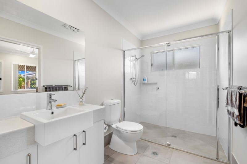 Beautiful Two bedroom Home + Study